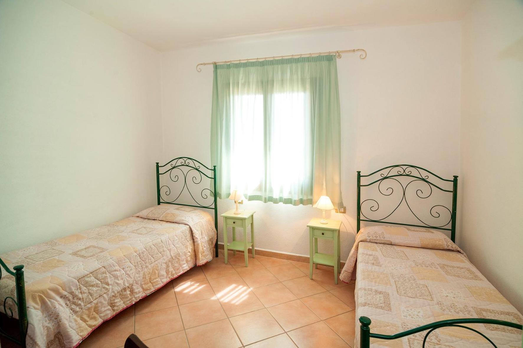 Aparthotel Li Troni à Budoni Extérieur photo