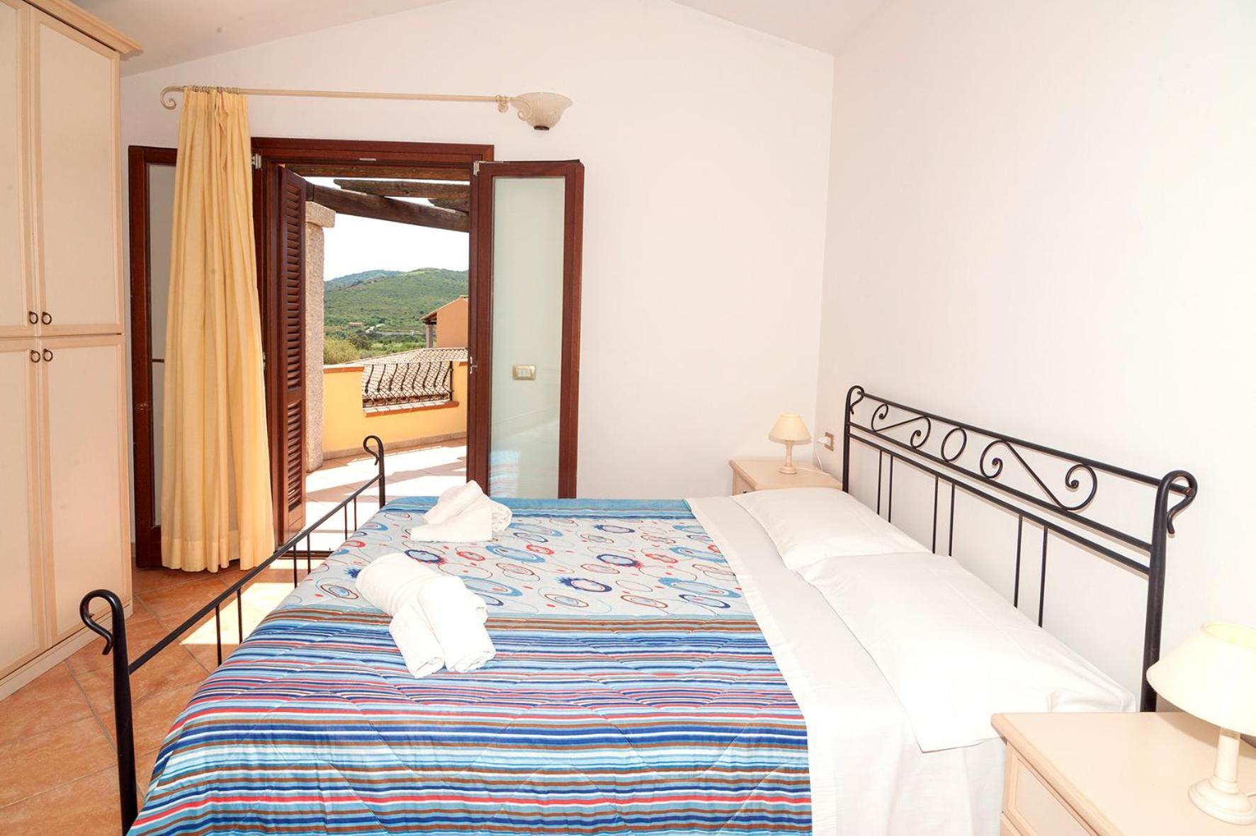 Aparthotel Li Troni à Budoni Extérieur photo