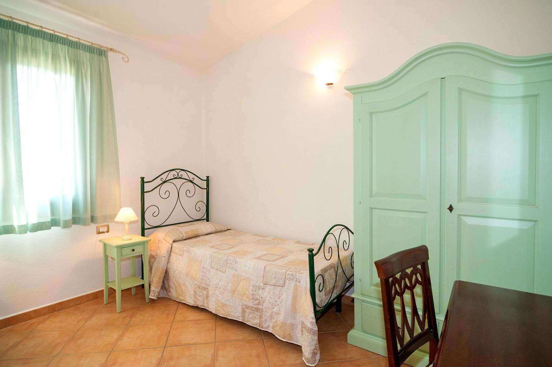 Aparthotel Li Troni à Budoni Extérieur photo